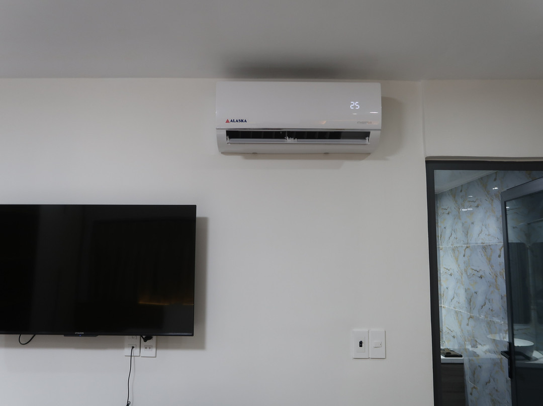 Đông Phương Hotel & Restaurant