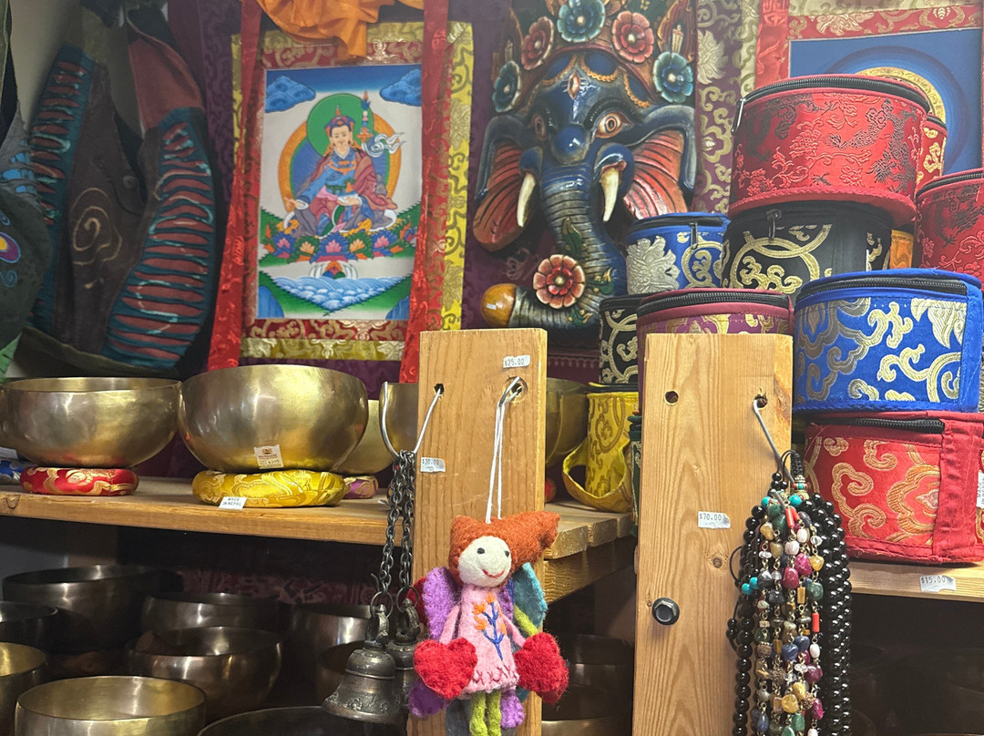 Nepalese Collection-温哥华必去景点