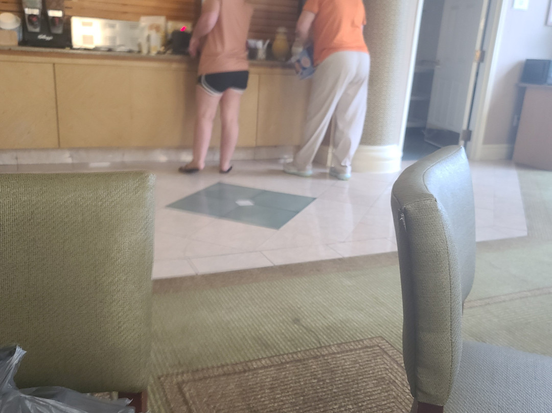 温斯顿塞勒姆拉昆塔温德姆套房酒店主图