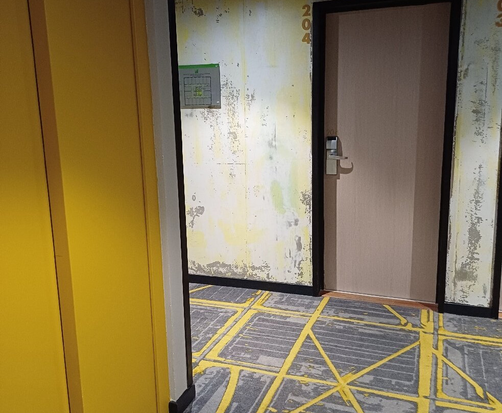 圣乔治斯酒店主图