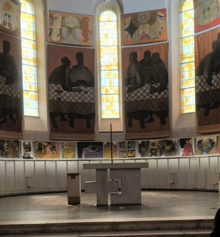 Musee d'Art Sacre Contemporain Eglise Saint Hugues-Saint-Pierre-de-Chartreuse必去景点
