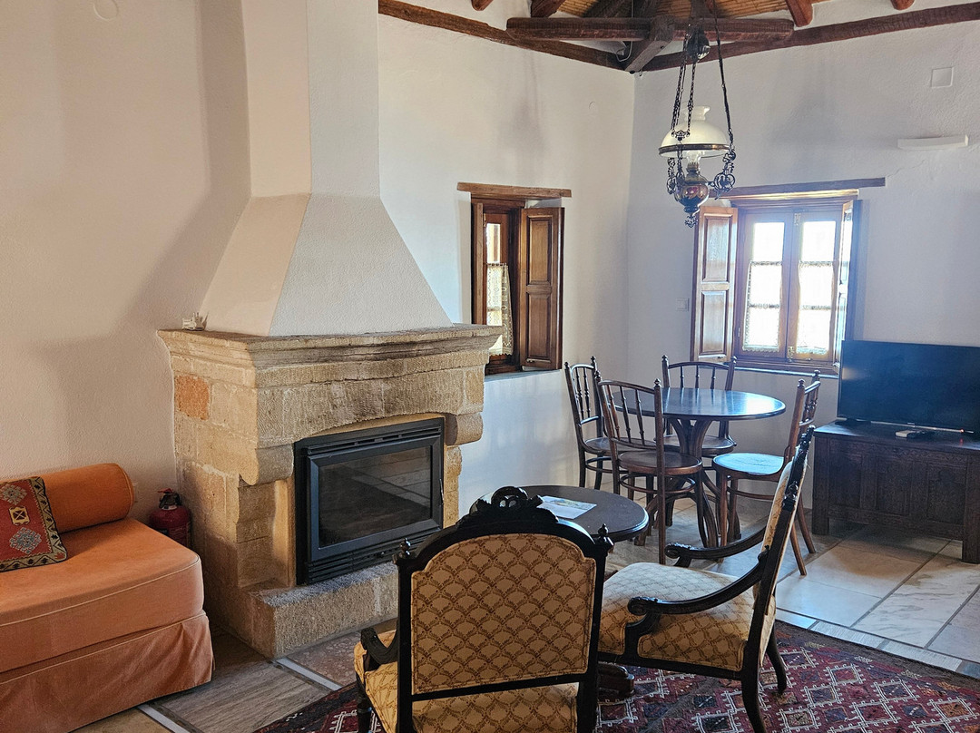 Malvasia Traditional Hotel主图