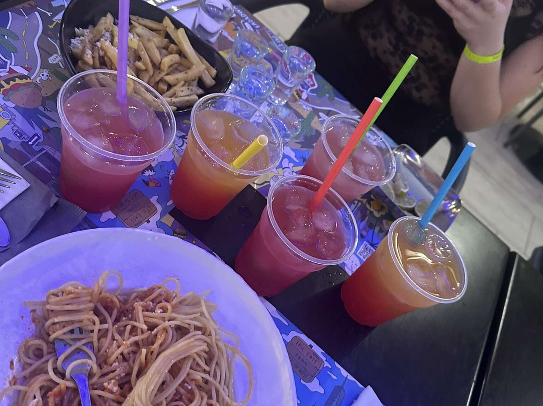 Atlantis Hotel主图