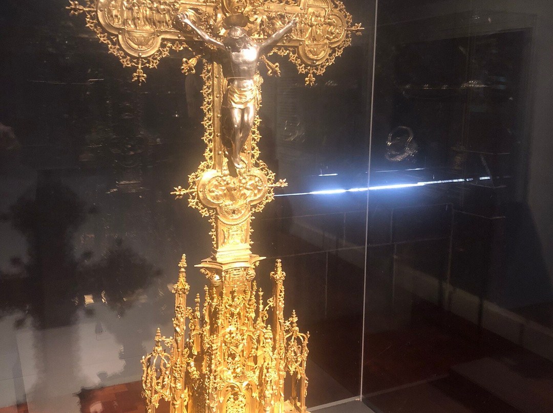 Relicious Art Museum-沙尔必去景点