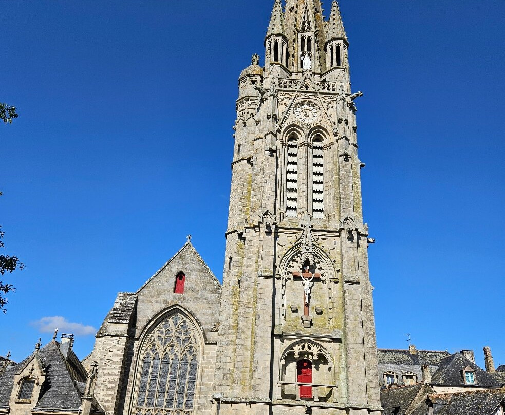 Basilique Notre Dame du Roncier-Josselin必去景点