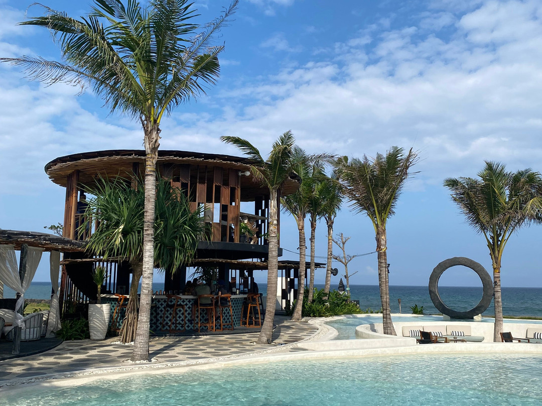 Moonstone Beach Lounge-苏卡瓦堤必去景点