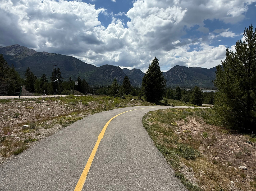 Pioneer Sports-弗里斯科必去景点