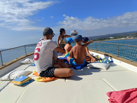 Bookboat-维耶斯泰必去景点