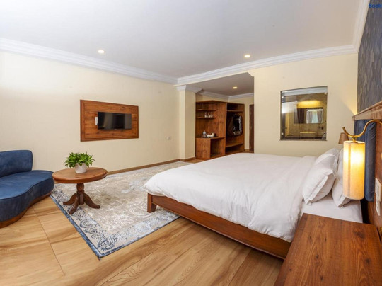 OYO 417 Hotel Lacoul Inn