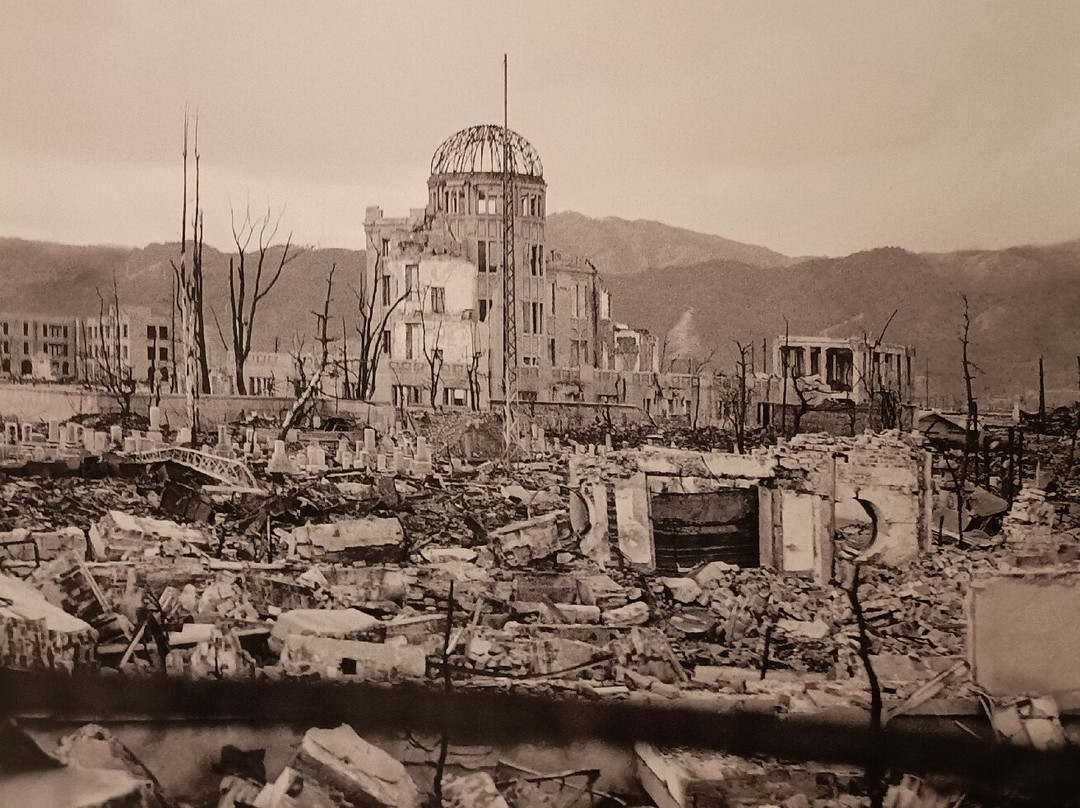 国立广岛追悼原子弹死难者和平祈念馆-广岛市必去景点