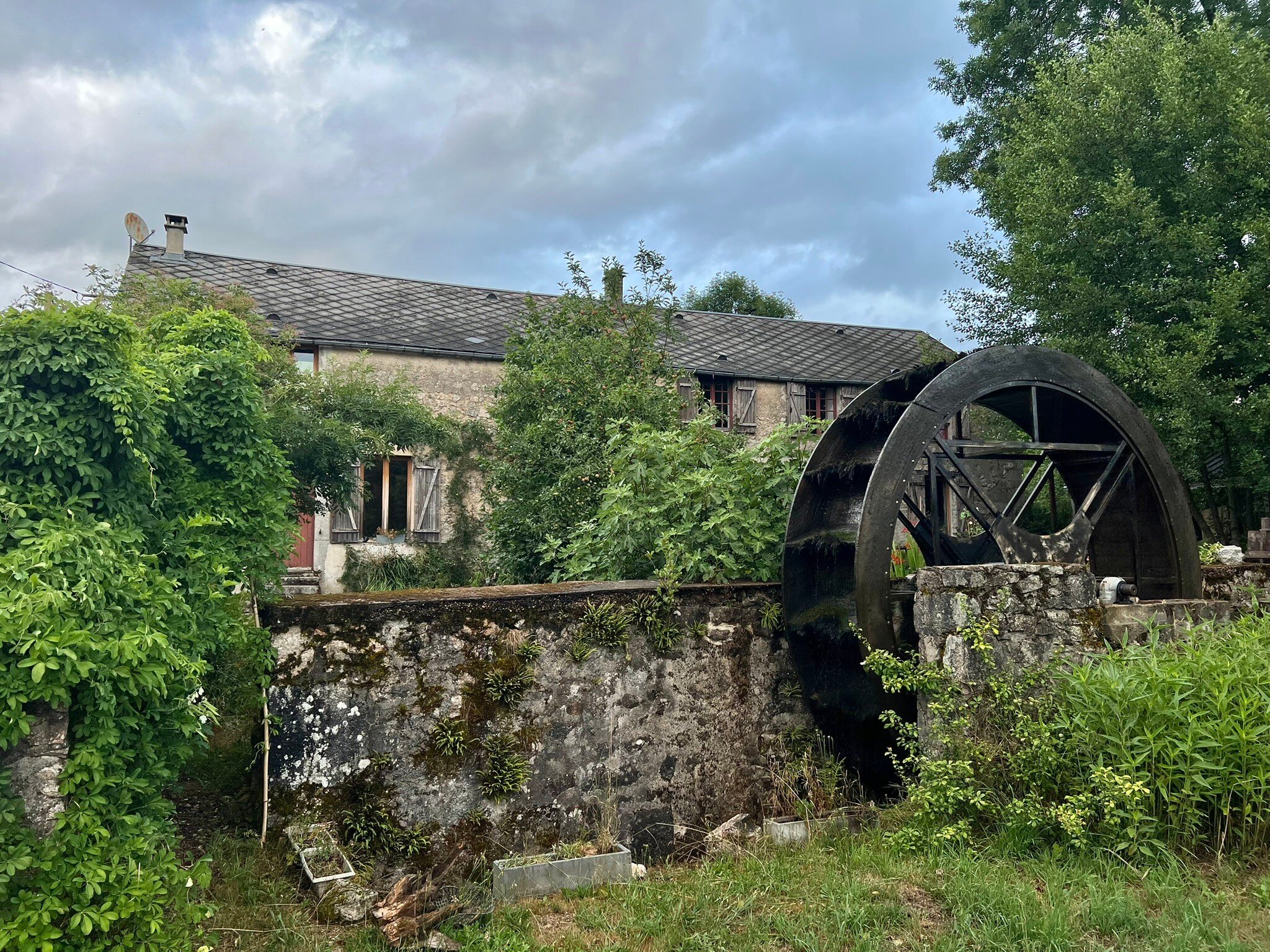 Le Moulin de Razou-官方