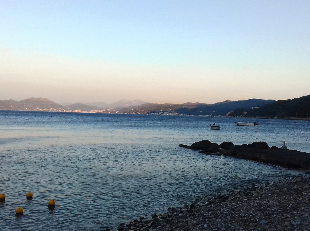 Mourtia Beach-Vathy必去景点