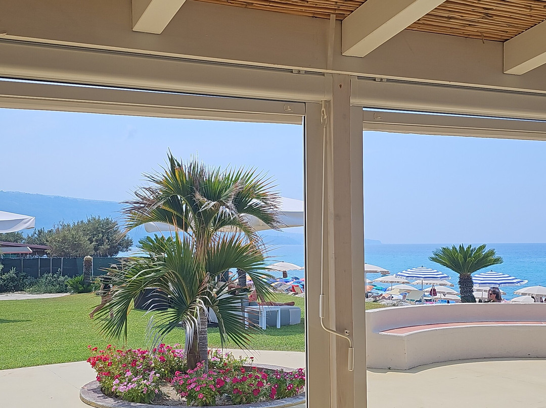 Lido La Bianca Spiaggia-Marina必去景点