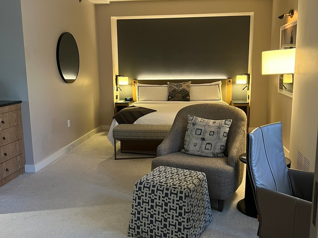 贝尔维尤酒店主图