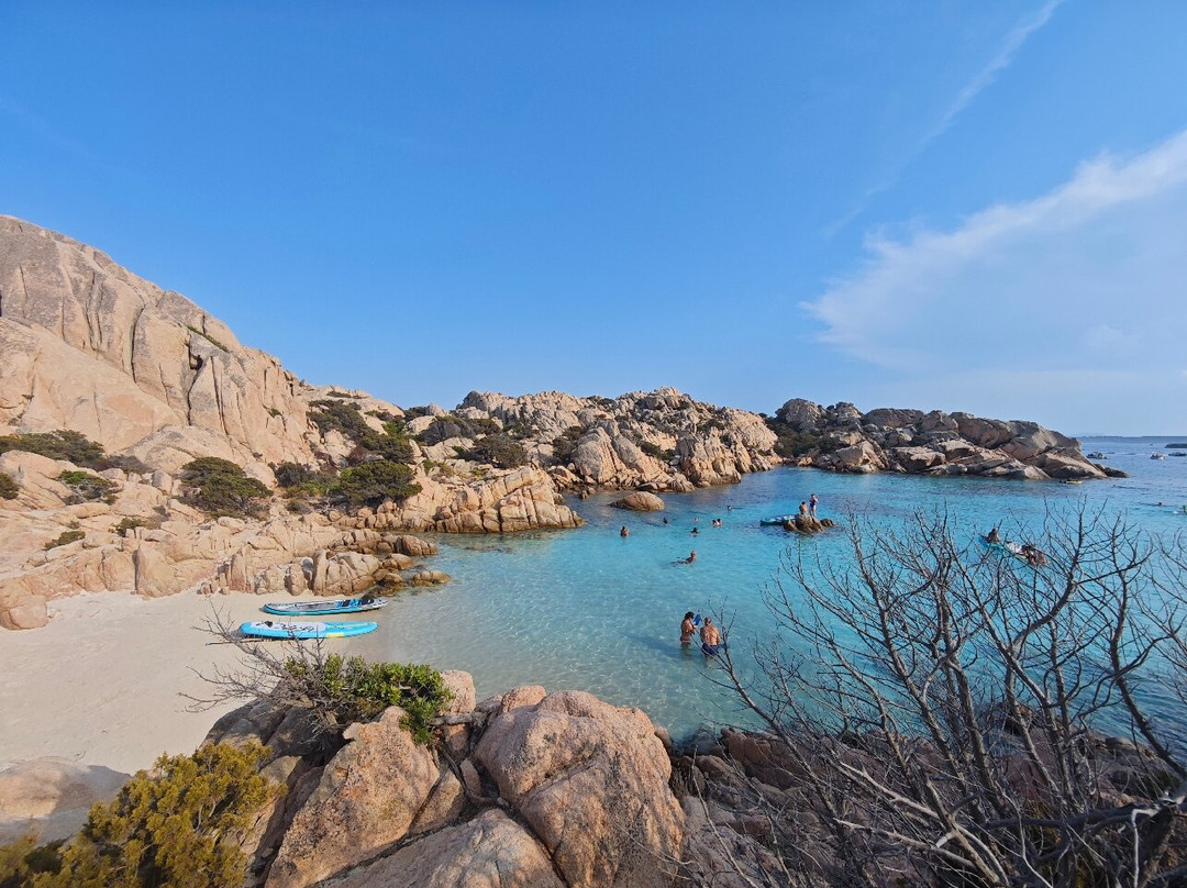 Spiaggia di Cala Coticcio-拉马达莱娜必去景点