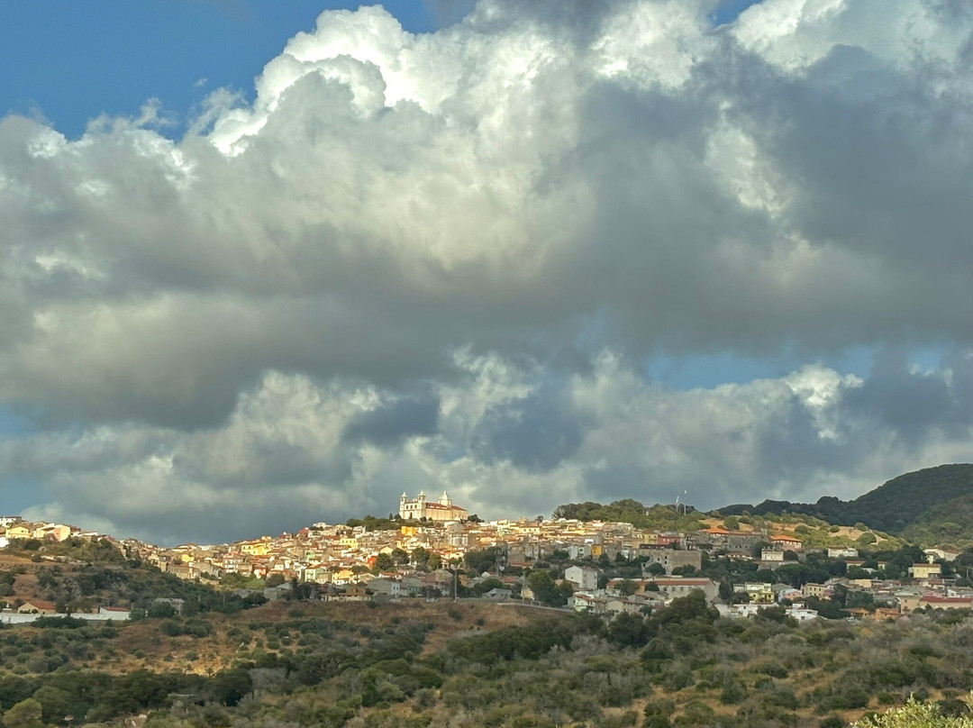 Basilica di Santa Maria della Neve-Cuglieri必去景点