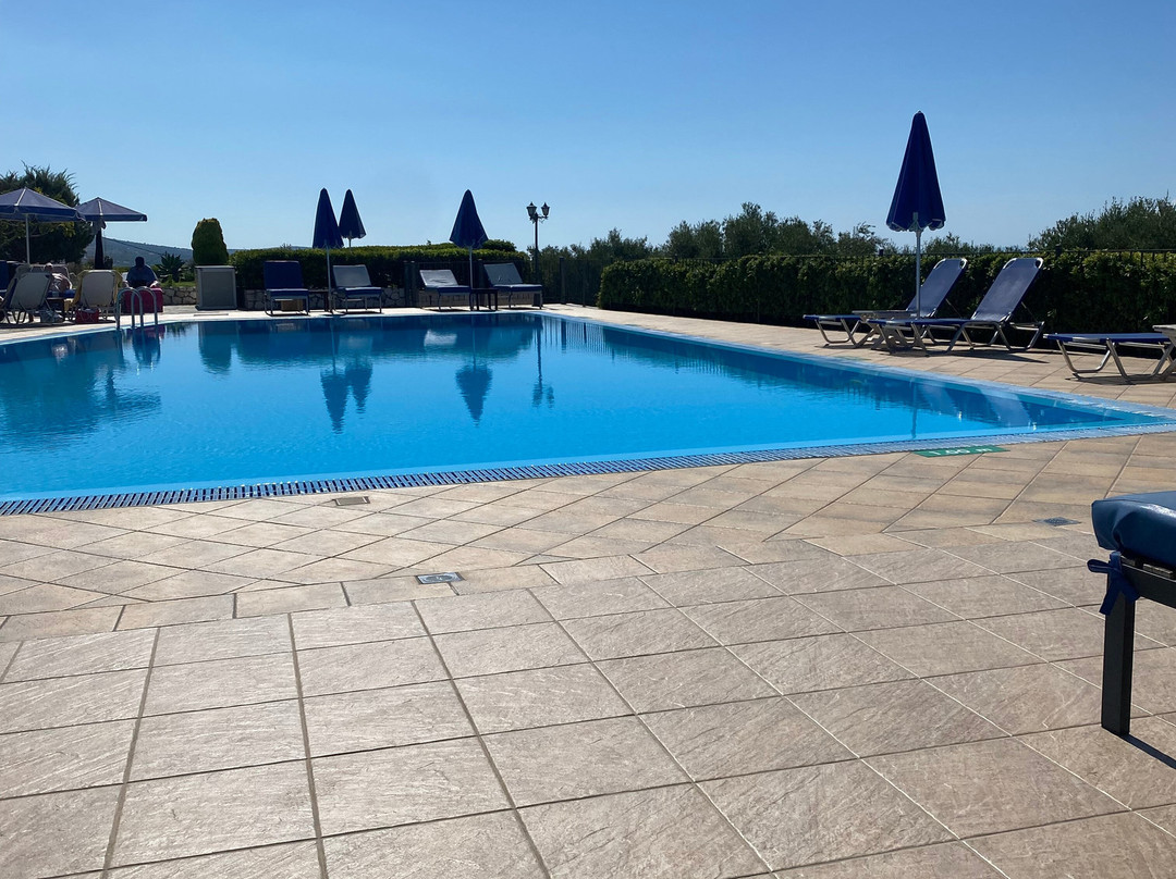 Trapezaki Bay Hotel主图