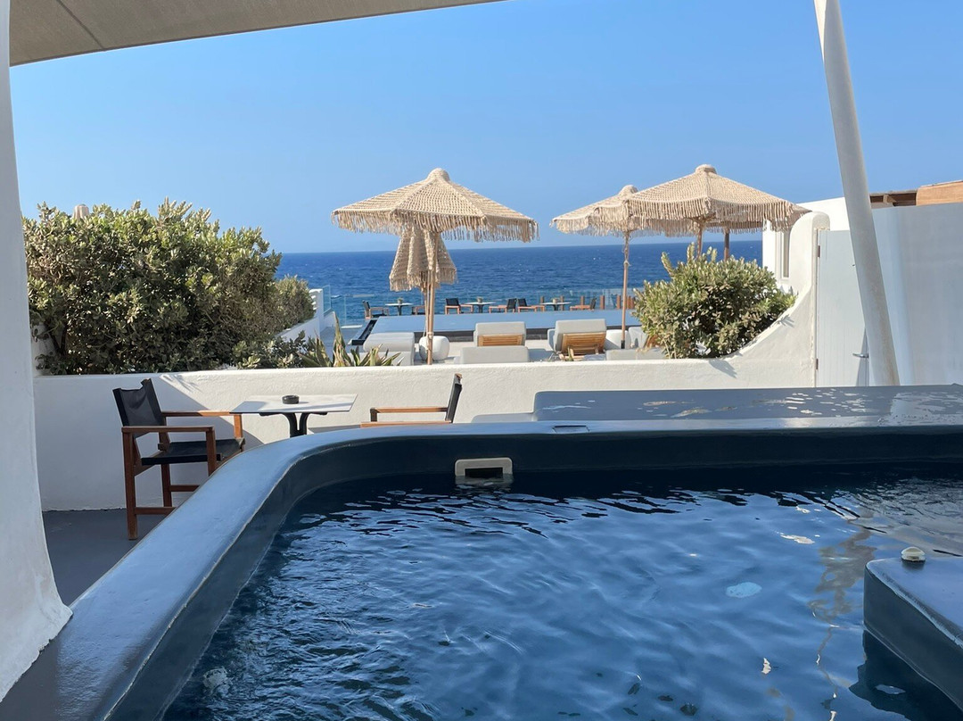 Almyra Studios主图