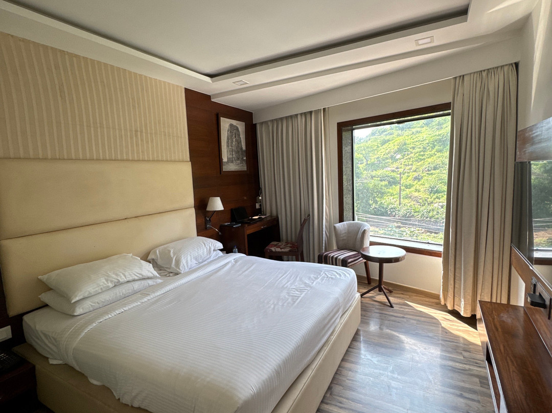 Clarks Inn Suites Gwalior主图