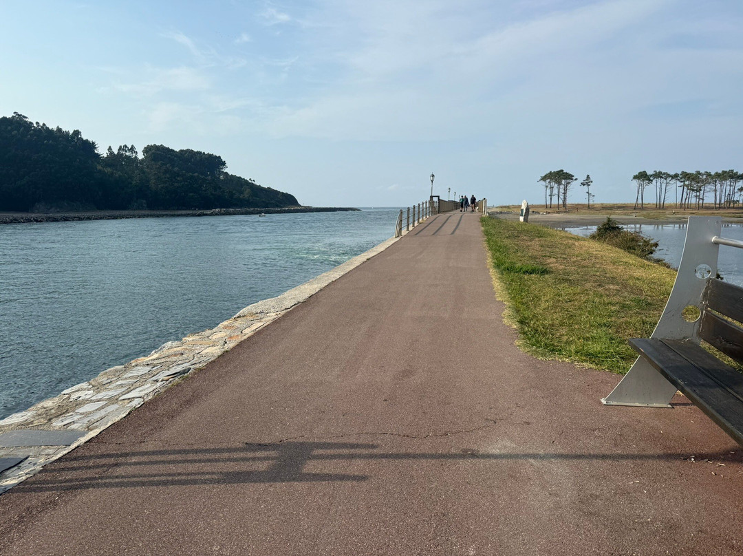 Playa de Navia-Navia必去景点