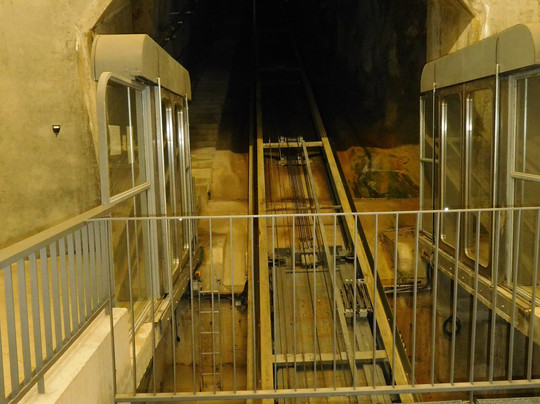 Ascenseur Incliné-罗卡马杜尔必去景点