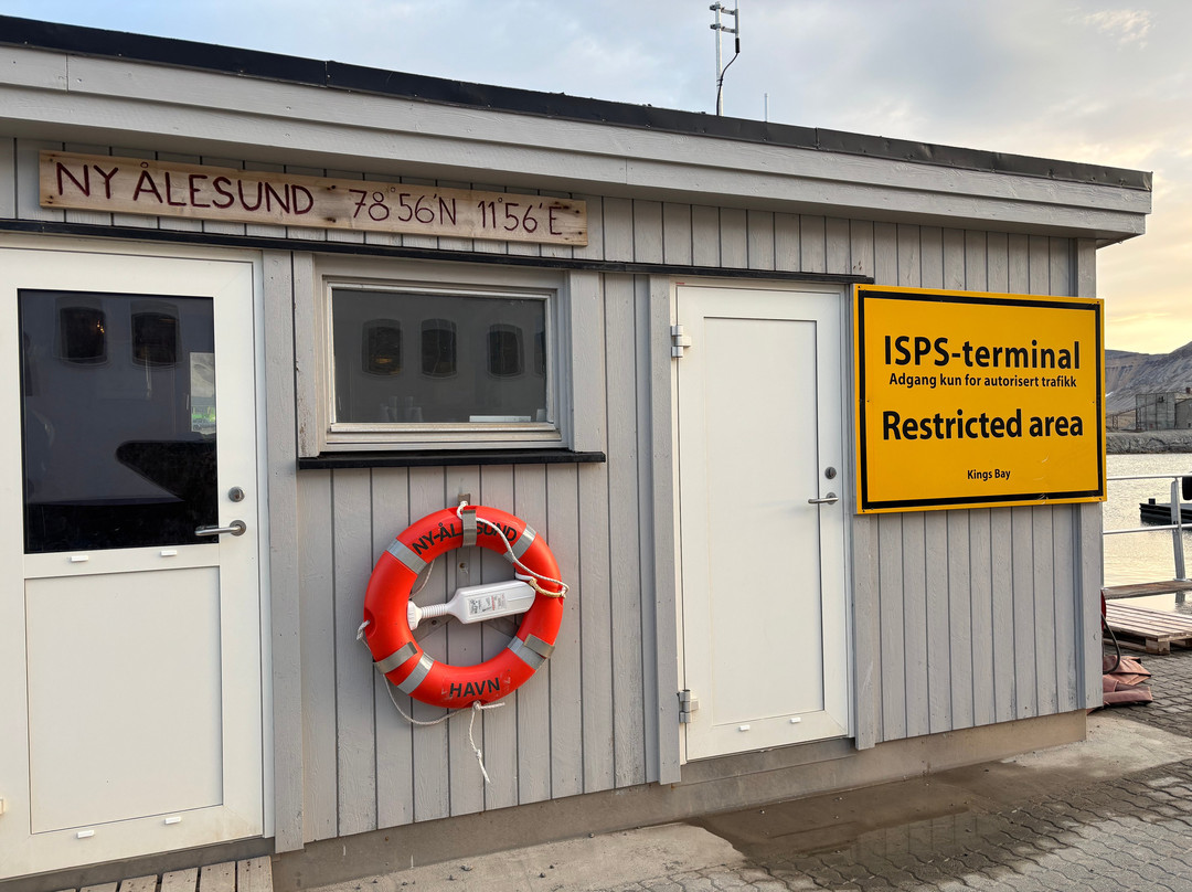 Kongsfjordbutikken-新奥尔松必去景点