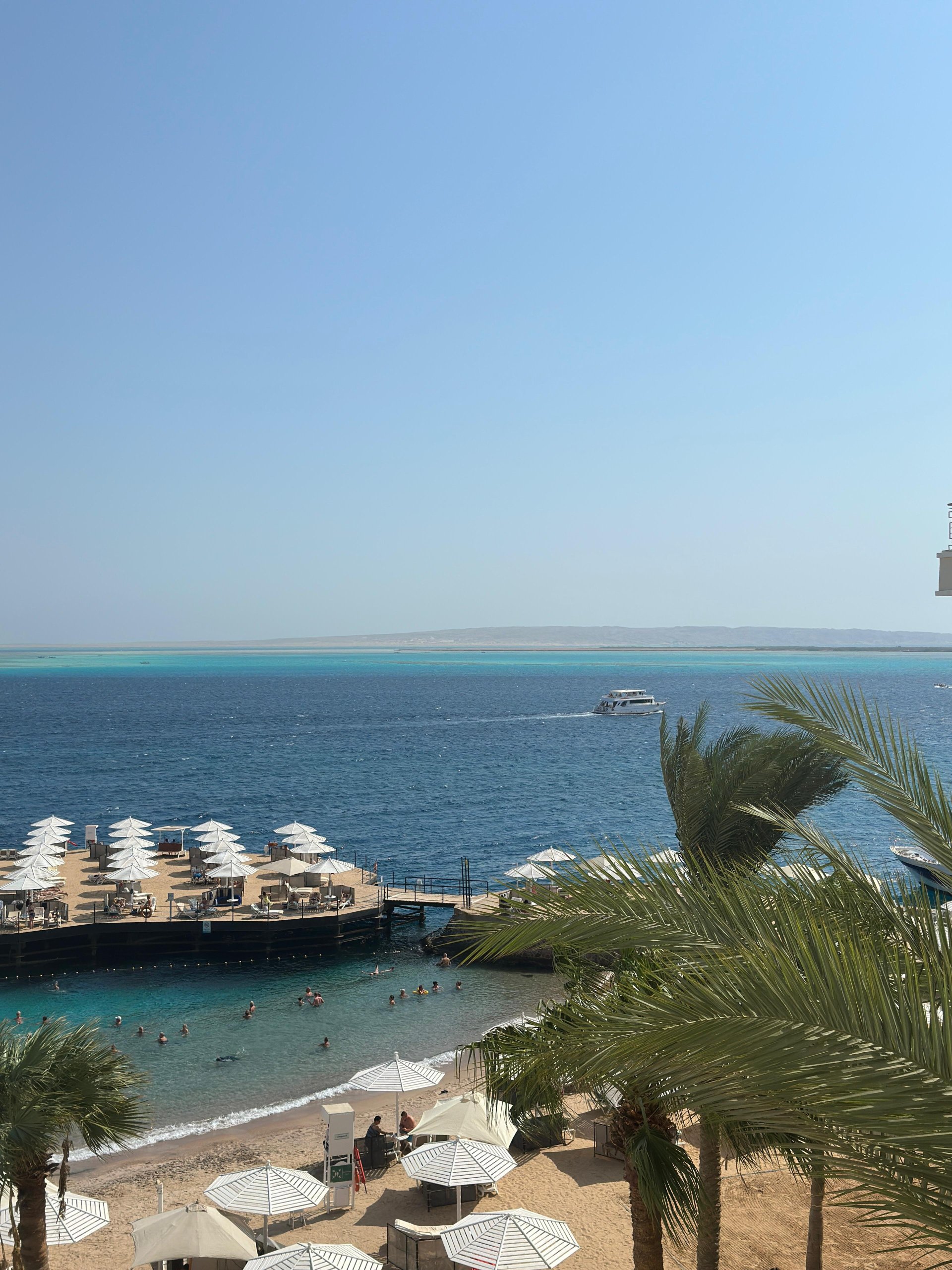 日出假日度假酒店-泳池