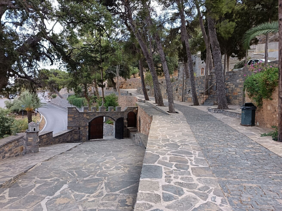 Monastery of Kremasta-Neapoli必去景点