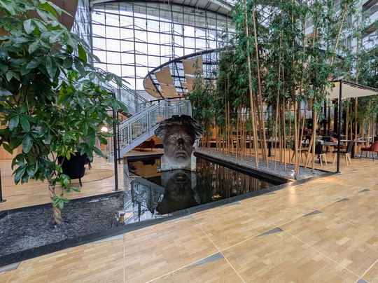 凯越巴黎戴高乐机场