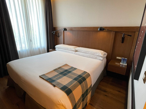 只有你阿托查酒店主图