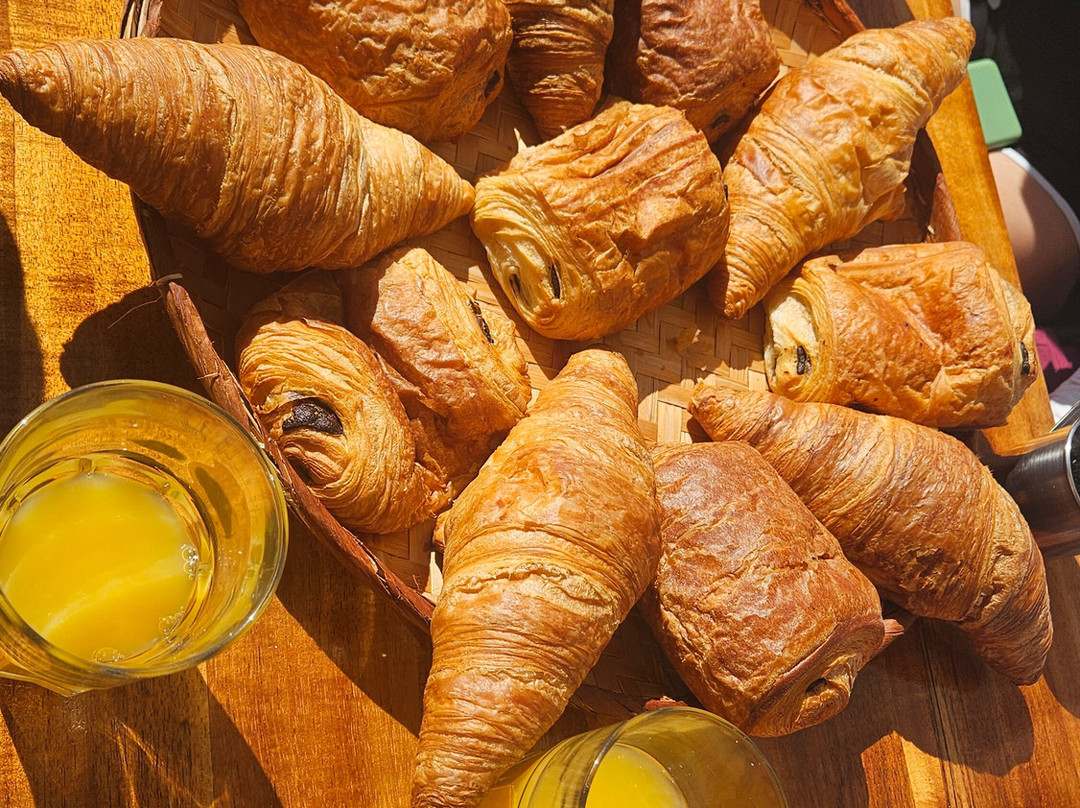 Lady La Fee-圣吉尔莱班必去景点