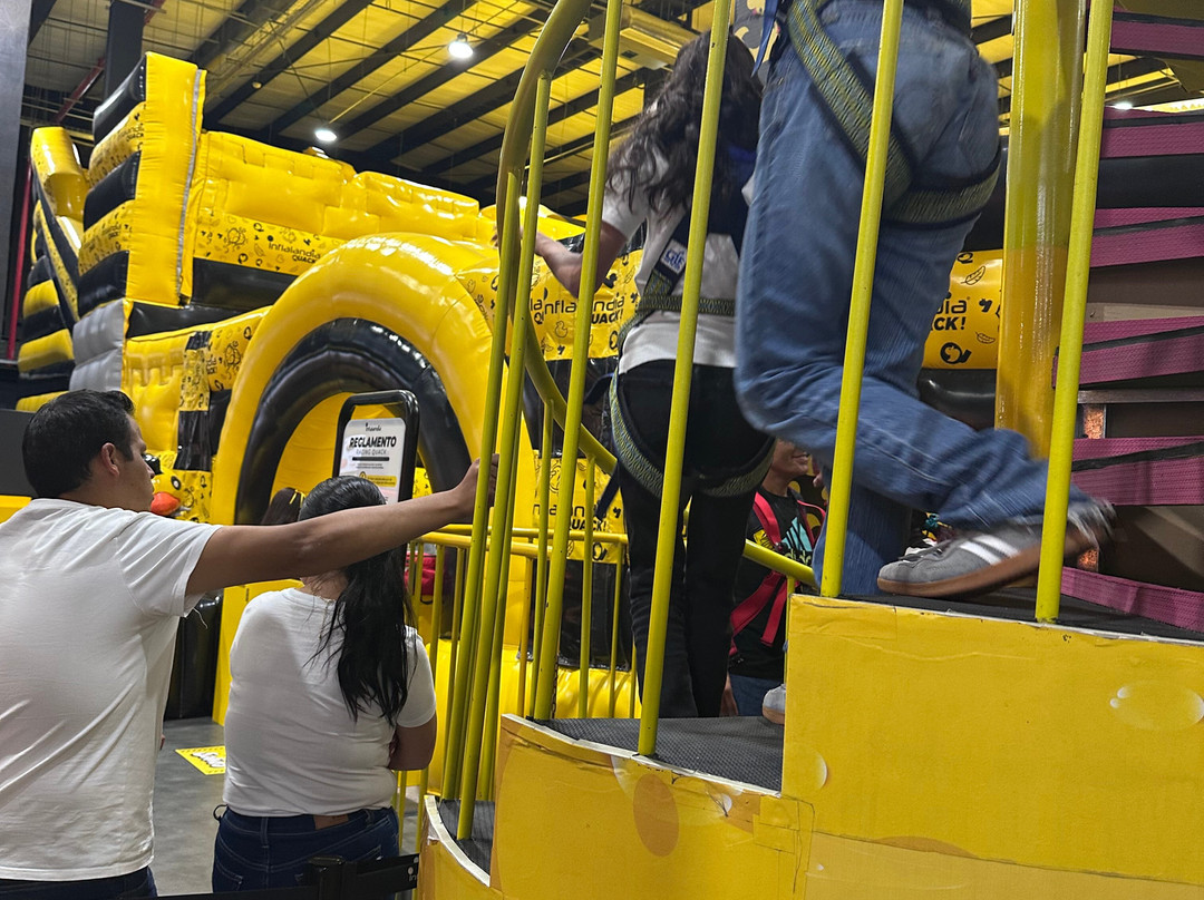 Inflalandia Quack Galerías Metepec-Metepec必去景点