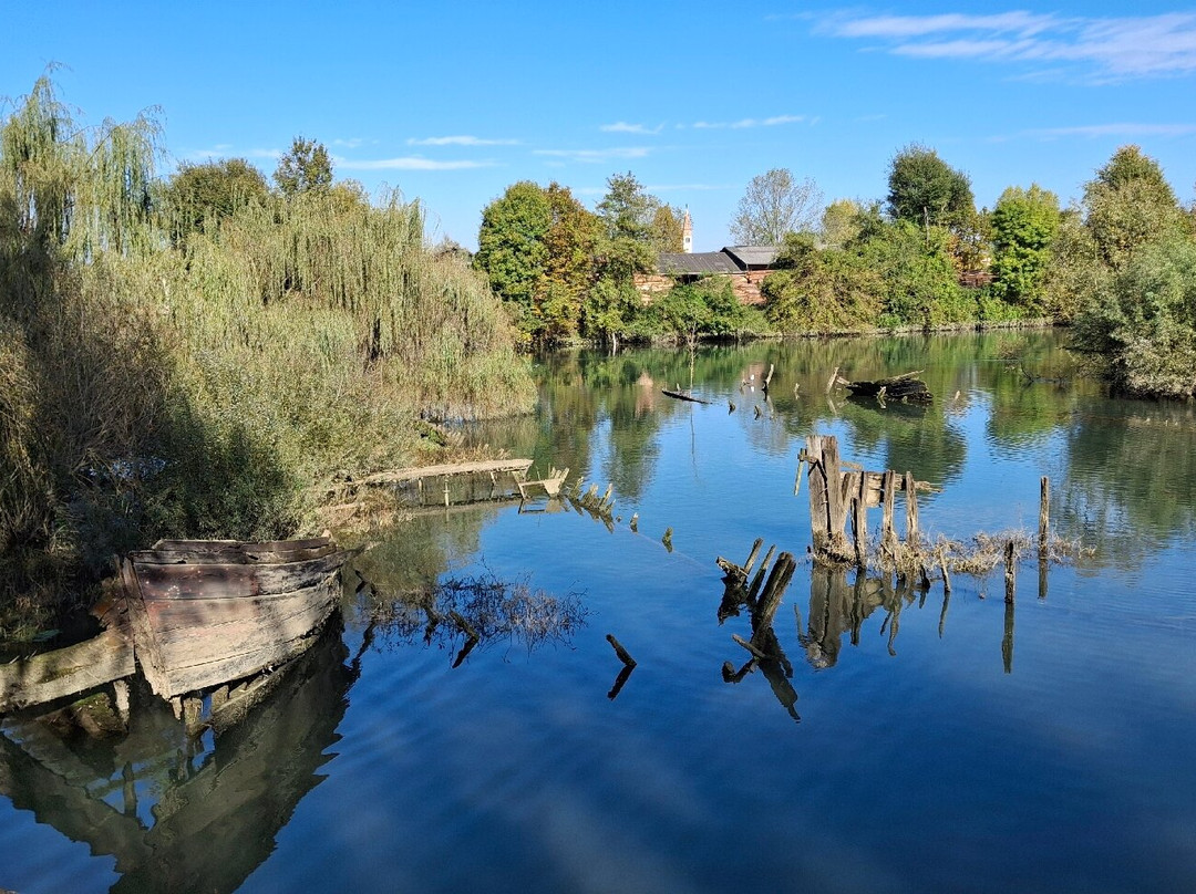 Cimitero dei Burci-Casier必去景点