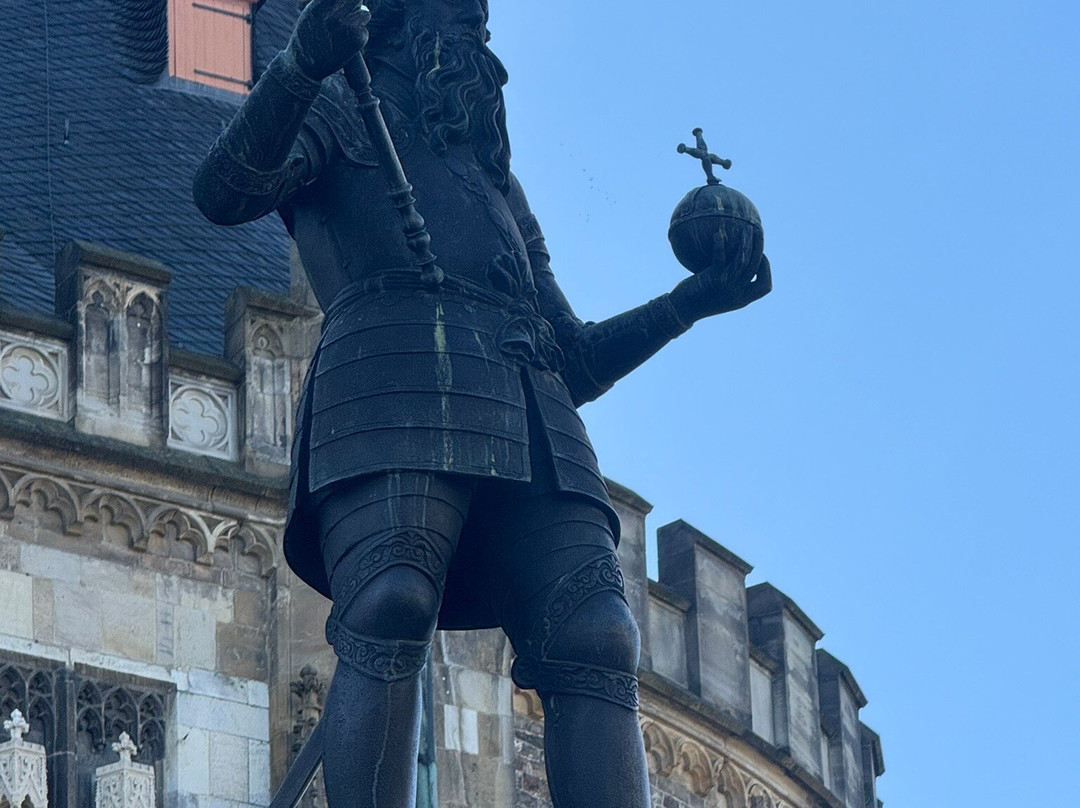 Karlsbrunnen-亚琛必去景点