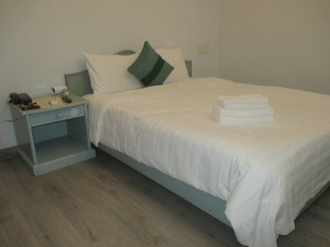 西贡河畔酒店主图