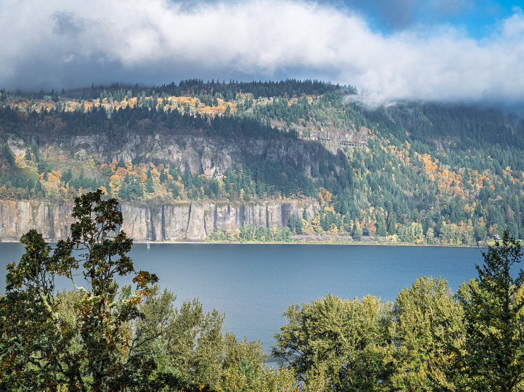 Bridal Veil Falls State Park-Corbett必去景点