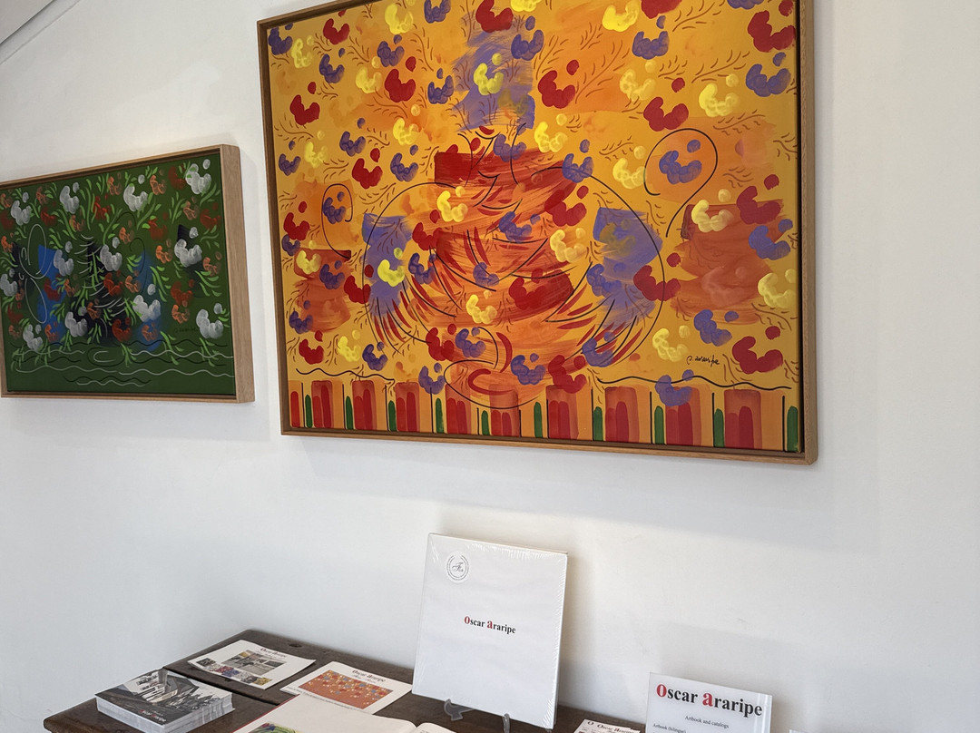 Galeria e Fundação Oscar Araripe-蒂拉登特斯必去景点