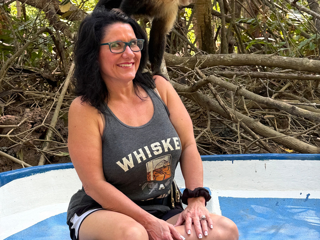 0S3 Private Tours-哈科必去景点