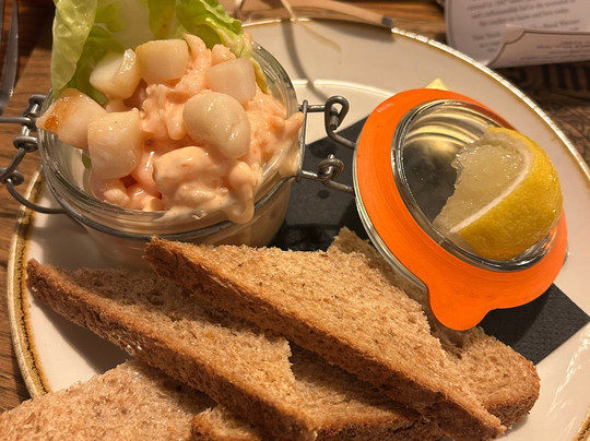 格鲁斯旅馆主图