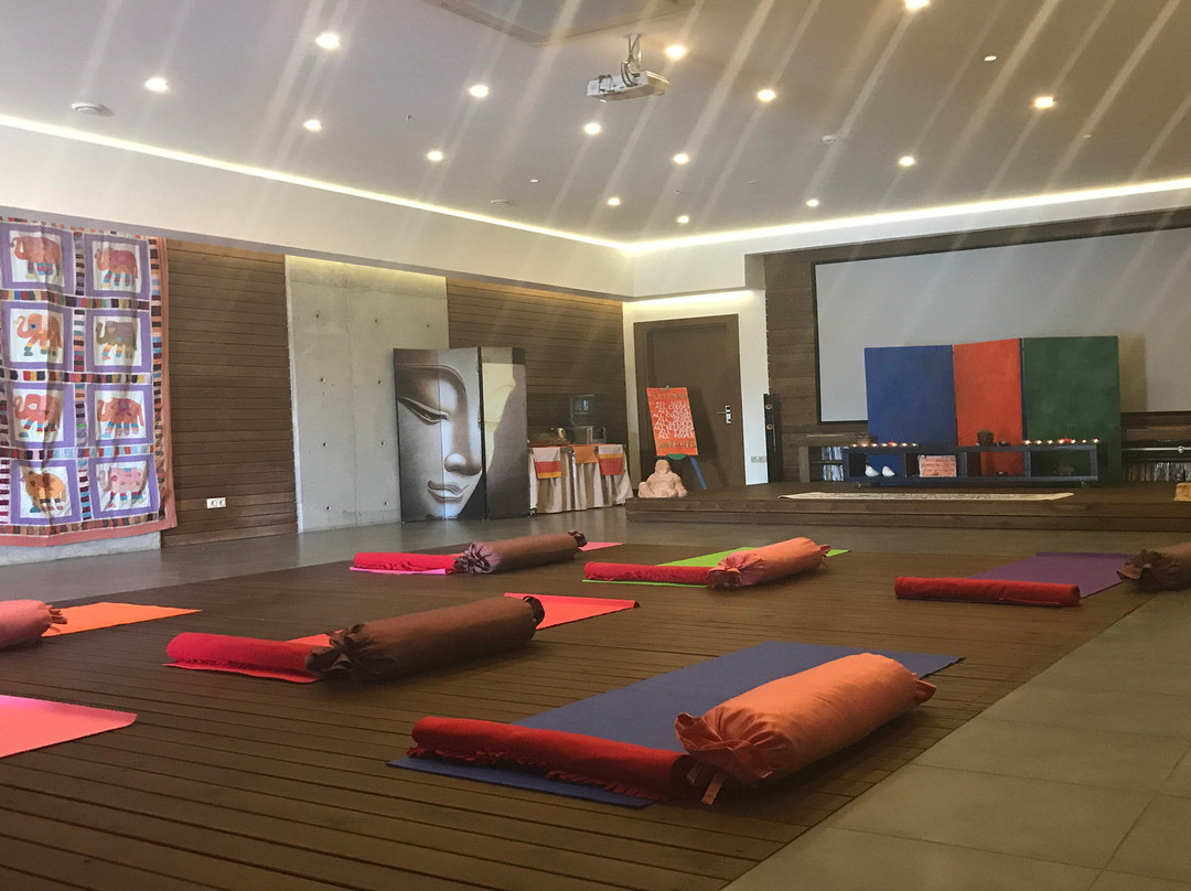 Costa Farilya Special Class Hotel主图