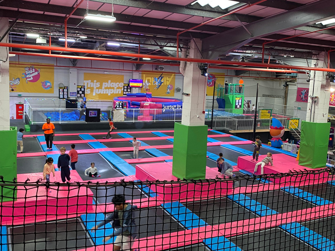 Go Jump In-Elstree必去景点