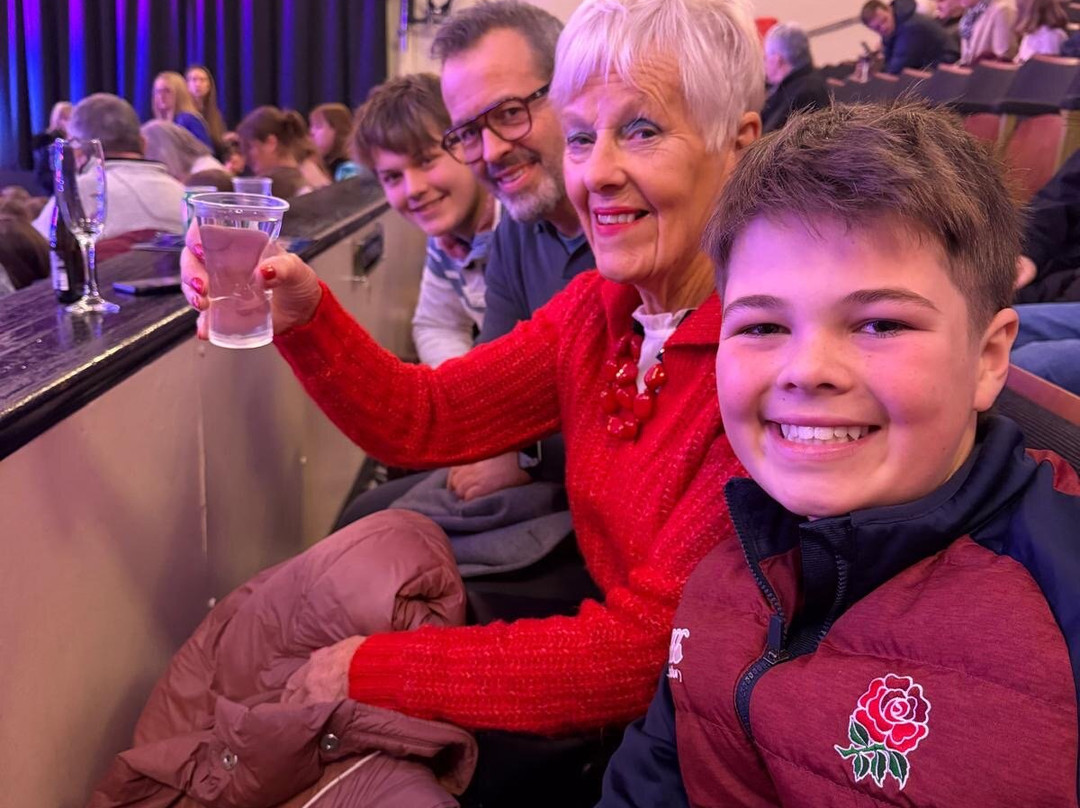 Assembly Hall Theatre-皇家滕布里奇韦尔斯必去景点