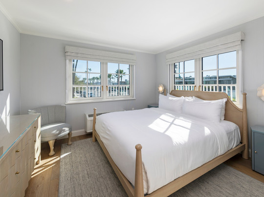 海湾半岛酒店主图