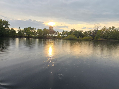 Silver Cup Lake Adventures-Cedarville必去景点