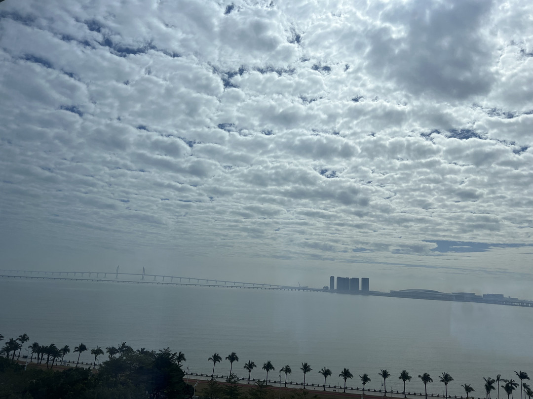 珠海海湾大酒店主图