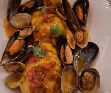 普兰高瑞特木屋酒店主图