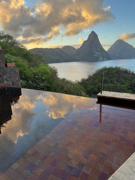 翡翠山度假村-官方