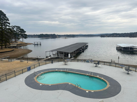 柳树海滩度假村主图