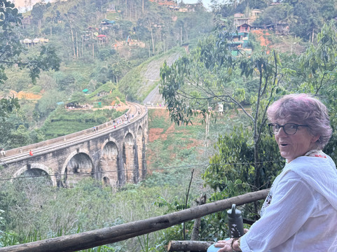 Ella Happy Tours & tuk tuk and taxi-埃勒必去景点