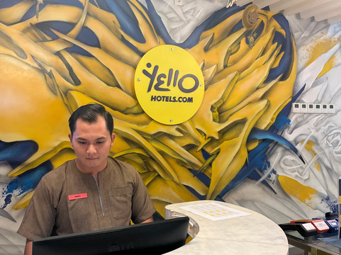 耶洛酒店詹比主图